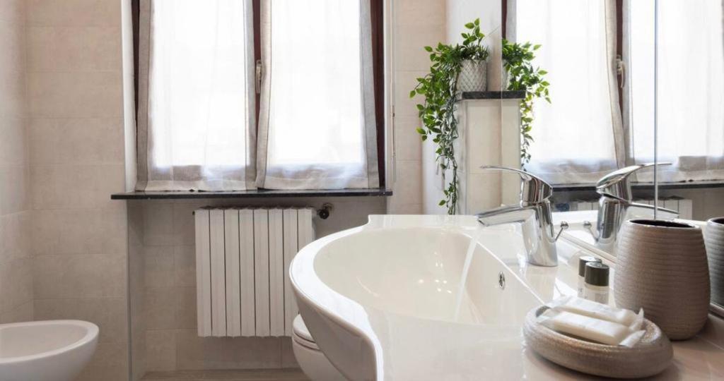 Como Diamond Apartment Lipomo Екстериор снимка